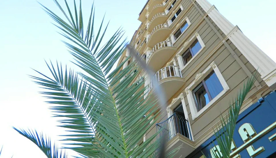 هتل ایبریا باتومی